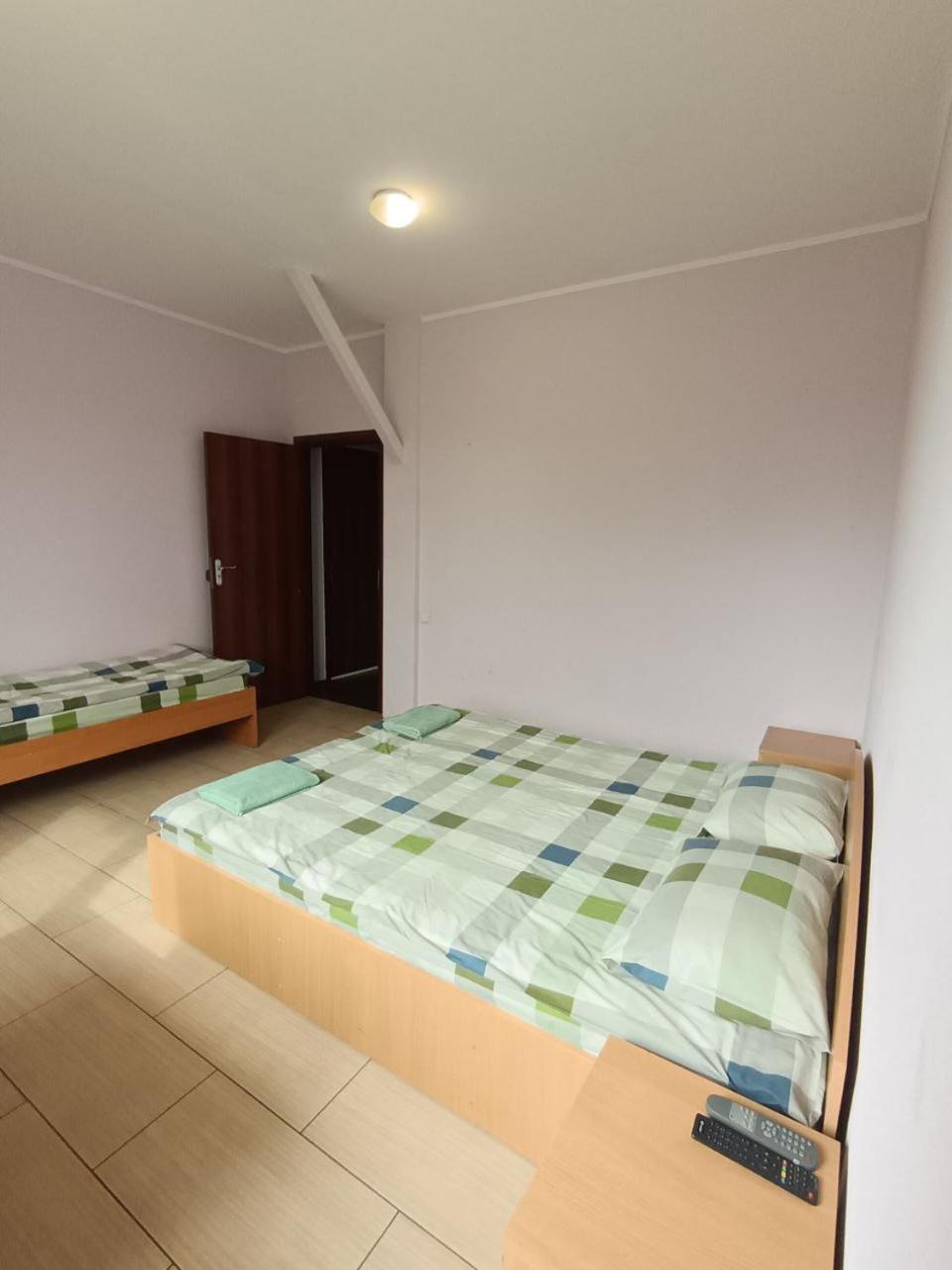 Green Hotel Kyiv Eksteriør billede