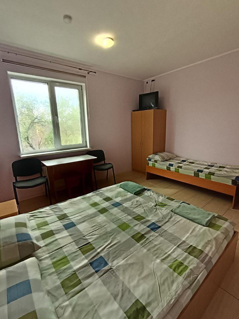 Green Hotel Kyiv Eksteriør billede